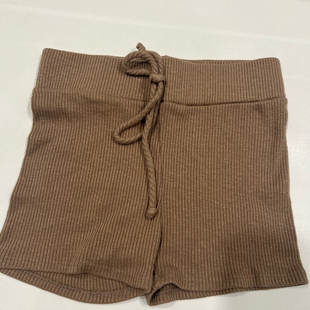 Tan Ribbed High-Waisted Shorts - Picture 2 of 2